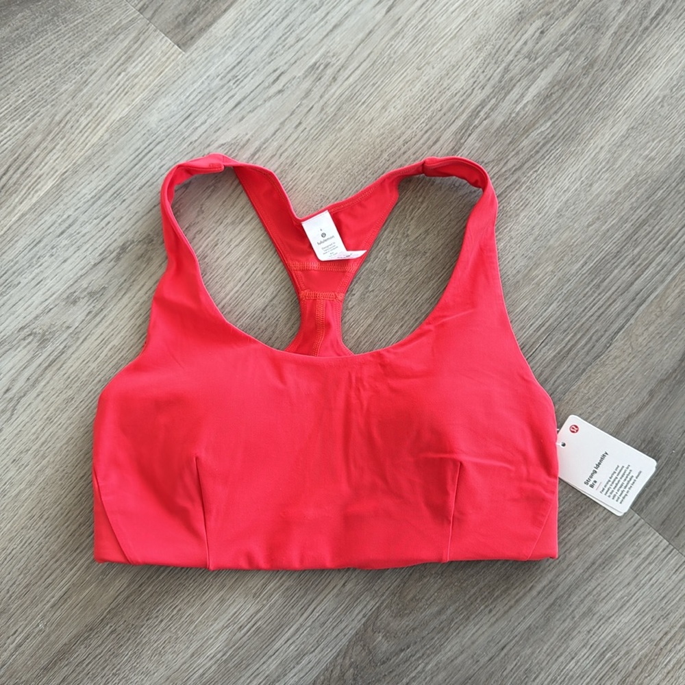 NWT lululemon bra - Picture 2 of 3